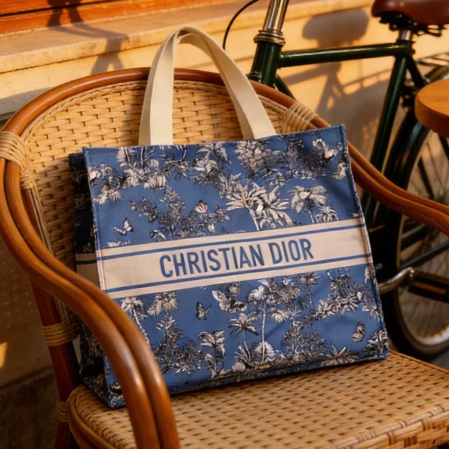 Beauty Makeup Dior - ディオールのバッグ 高級カスタムブルーハンドヘルドトートバッグ メイクアップオーガナイザー付き 多目的ショッピングコスメティックバッグセット 理想的なホリデーギフト