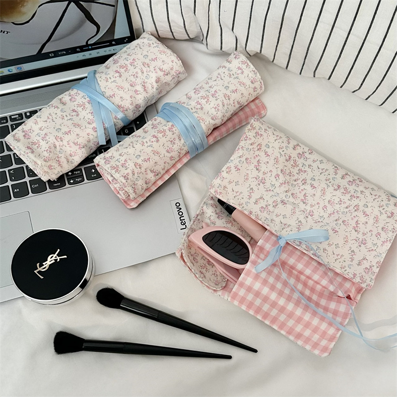 花柄チェック柄生地のメイクブラシ収納バッグ 多ポケットジッパ - Beauty Makeup Organizer のレビューと価格