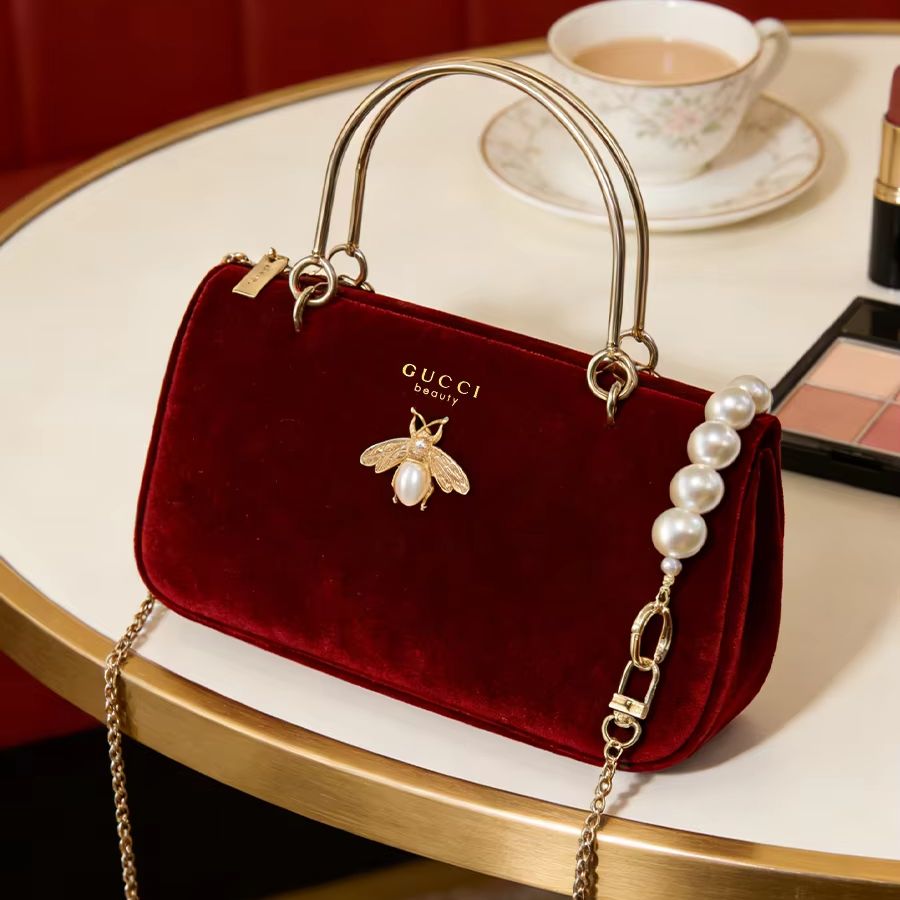 グッチの女性用バッグ ミディアムサイズ ワインレッド ベルベ - Ysl Beauty Makeup のレビューと価格