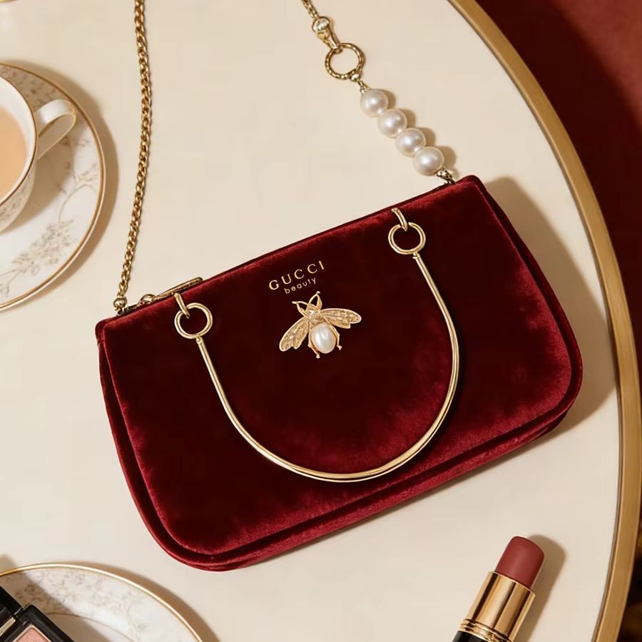 グッチの女性用バッグ ミディアムサイズ ワインレッド ベルベ - Ysl Beauty Makeup のレビューと価格