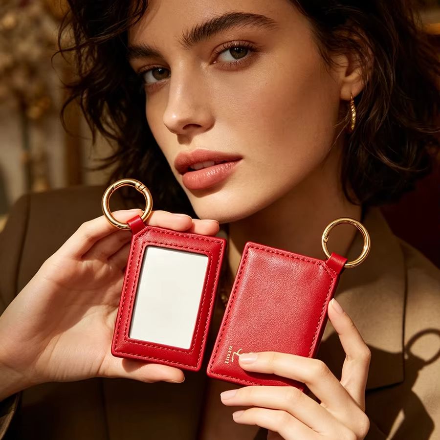 YSL レッドレザー スクエアミニポケットタッチアップメイク - Ysl Beauty Makeup のレビューと価格
