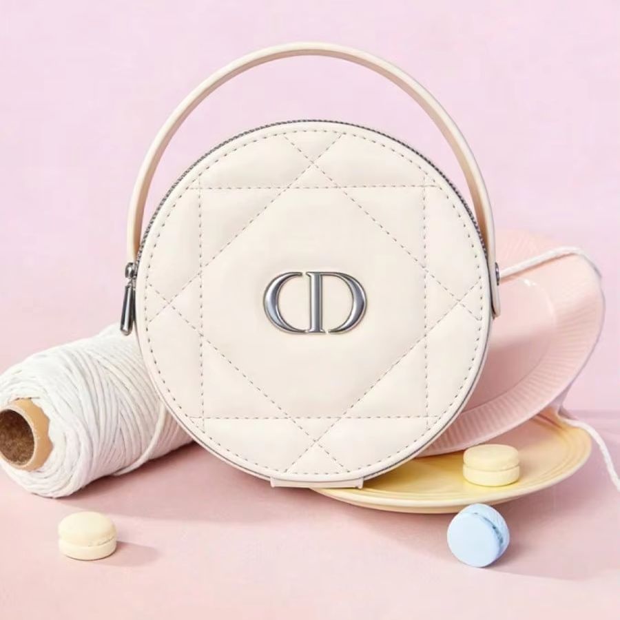 クリスチャン・ディオール ディオールのバッグ 高級アプリコッ - Beauty Makeup Dior のレビューと価格