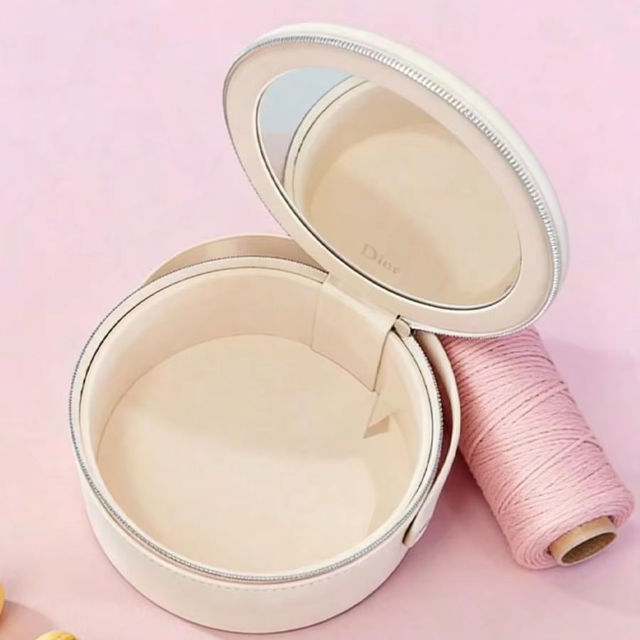 クリスチャン・ディオール ディオールのバッグ 高級アプリコッ - Beauty Makeup Dior のレビューと価格